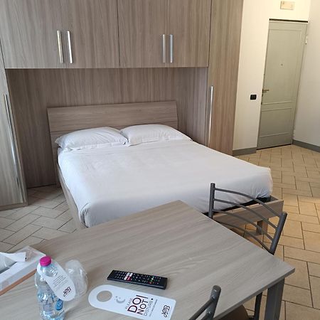 Residence Borromeo Cesano Maderno Zewnętrze zdjęcie